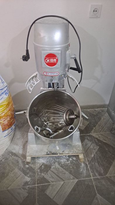 Shirinlik tayyorlash uchun texnikalar sotiladi