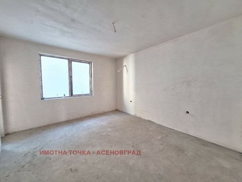 Продава се Тристаен апартамент в Асеновград - 118 кв.м за 1153 €/кв.м - Снимка #1