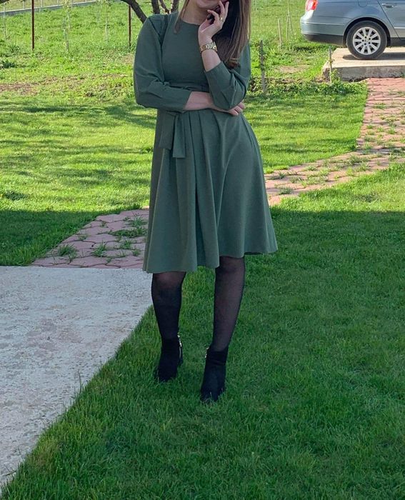 Rochie midi marimea 36