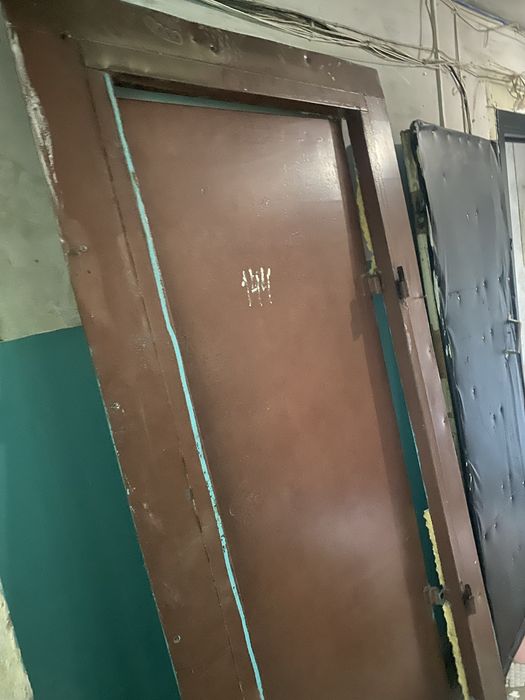 Продам железные двери