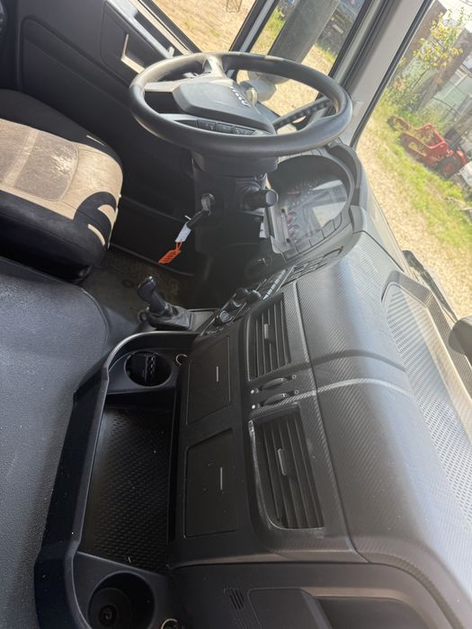 Cabina completa Iveco Trakker 2012