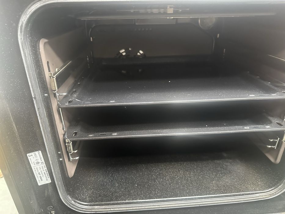 Cuptor electric electrolux  nou