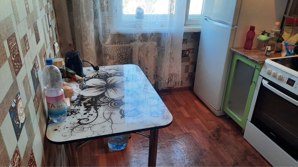 Сдам 2х комн квартиру