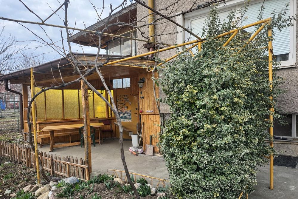 Дава се под наем Етаж от къща в София, Чепинци - 100 кв.м за 747.66 € - Снимка #6