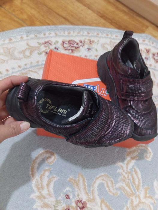 Кроссовка для девочки