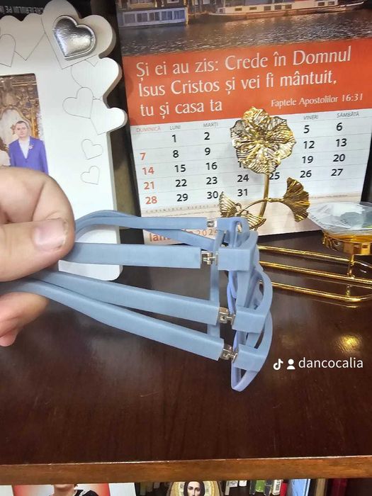 rame ochelari, bust, suporti, vaze si orice obiect la imprimanta 3d