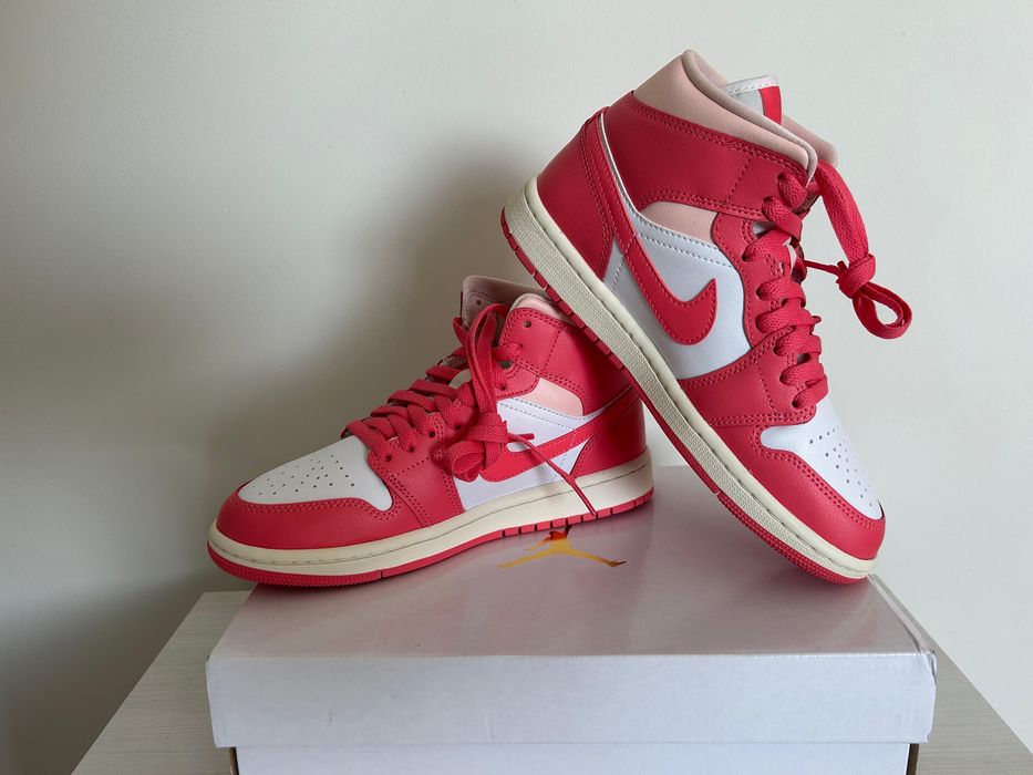 Nike Air Jordan 1