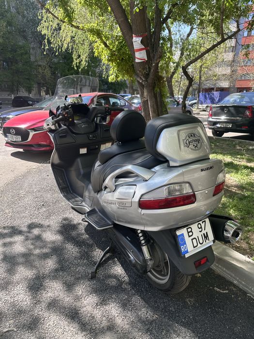 Suzuki Burgman 650 Executive ABS