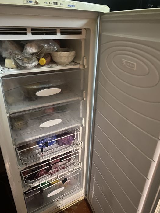 Продам морозилку ларь