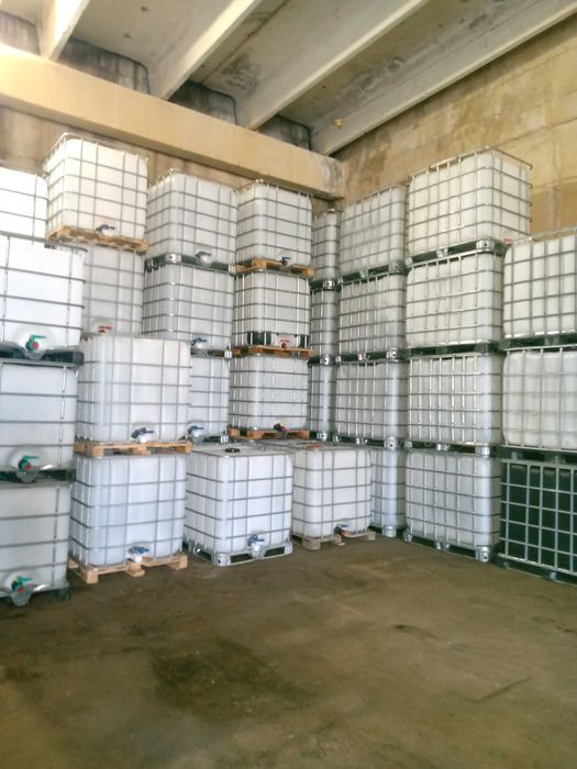 Пластмасови бидони и IBS цистерни 600л и 1000л