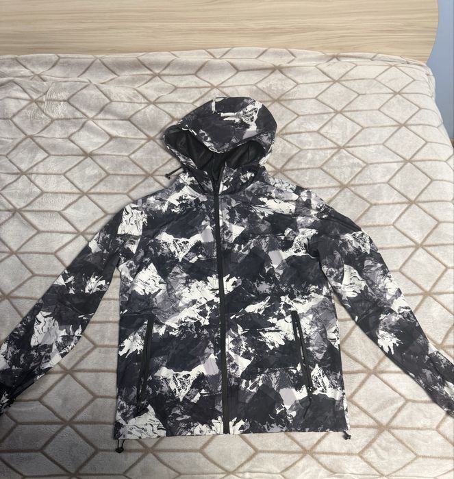 3 броя зимни мъжки якета размер L