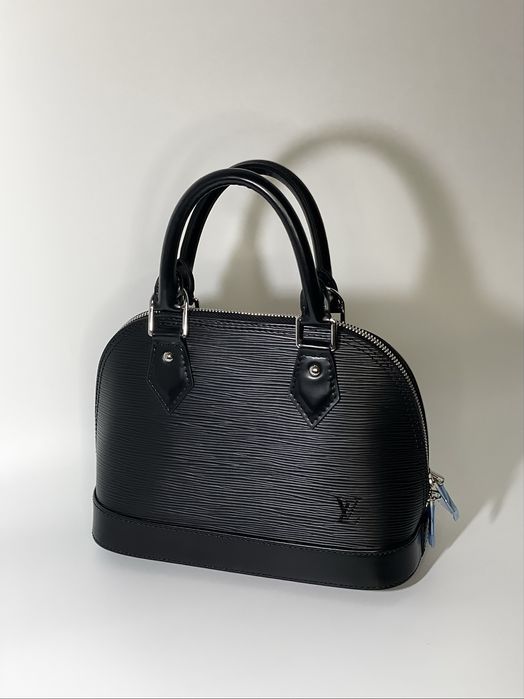 Сумка в стиле Louis Vuitton Alma BB Small