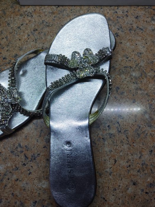 Продается обувь жен