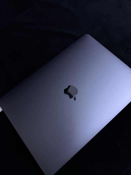 MacBook Air M1, 2020