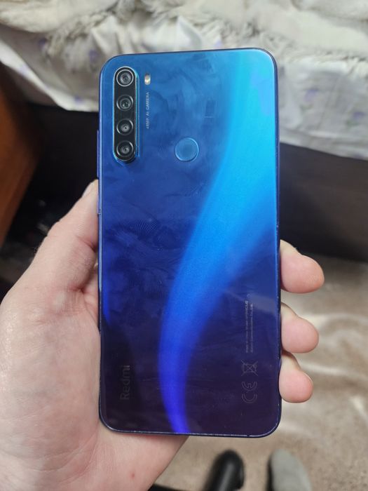 Продам редми нот 8