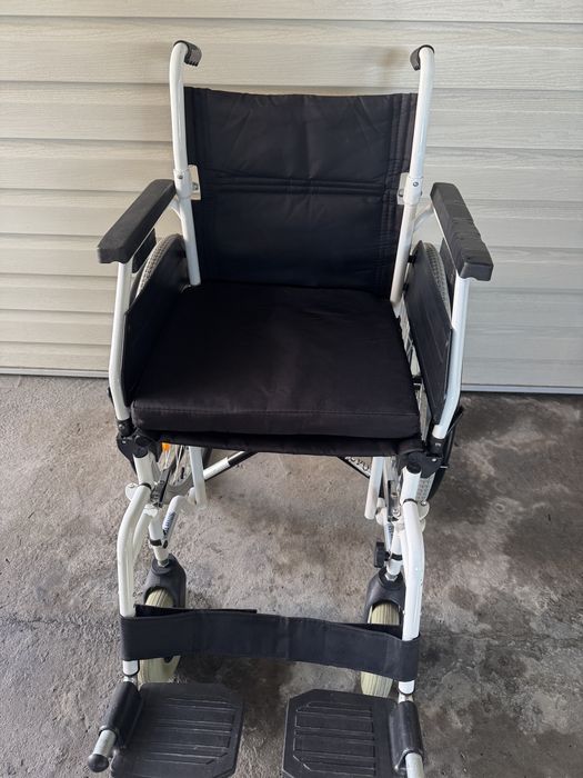 Доставка есть  каляска