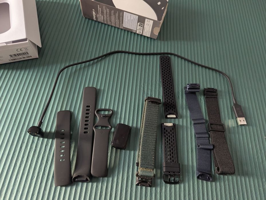 ЗАПАЗЕН Fitbit Charge 6 - Smart гривна фитнес тракер