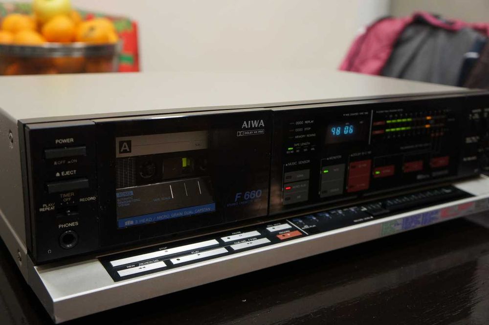 Aiwa AD-F660 касетен дек