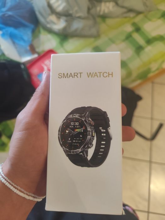 Smartwatch 1.71” – Nou + unul folosit doar 2-3 zile(Predare personala in Brașov.Nu trimit prin curier)