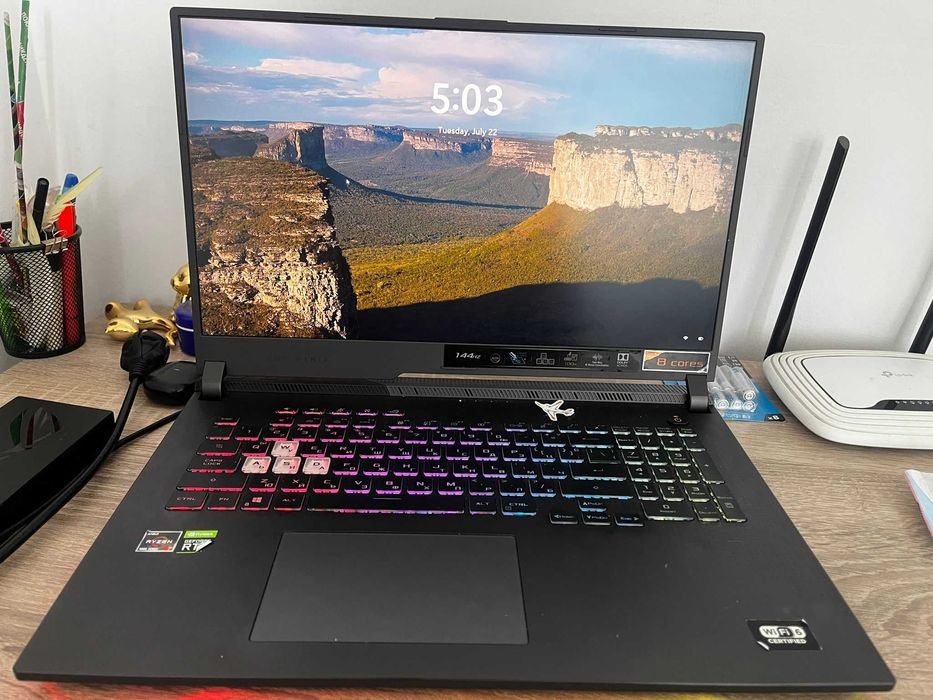 Лаптоп ASUS ROG Strix G17 G713IE-HX014, 17.3", Full HD
