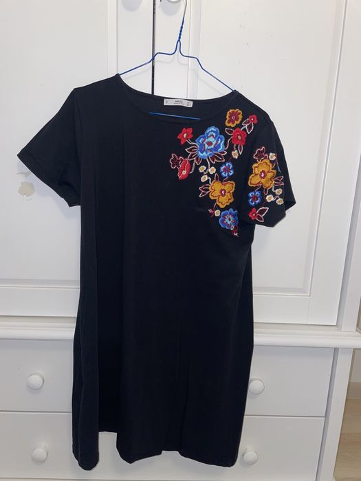 Vând lot haine , măsura M, din bumbac . Toate 120 lei