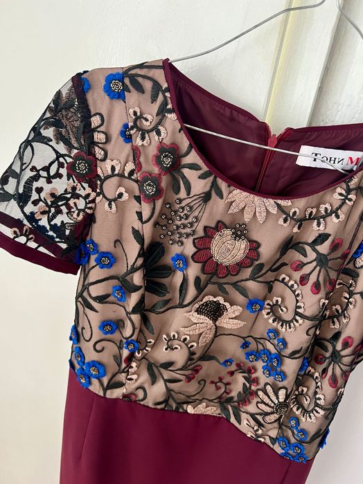 Рокля Тони М, размер М-Л