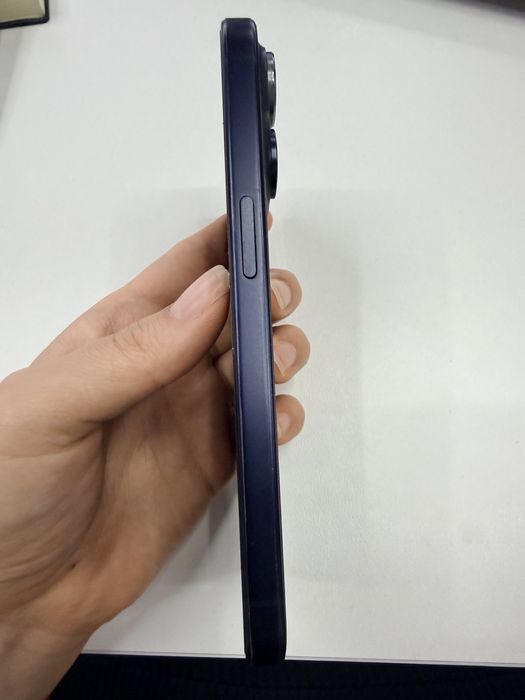 Продам IPhone 15 Pro