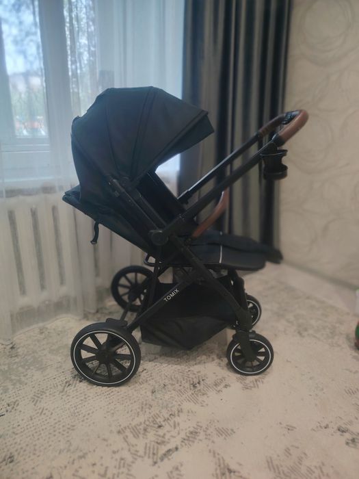 Продам коляску томикс