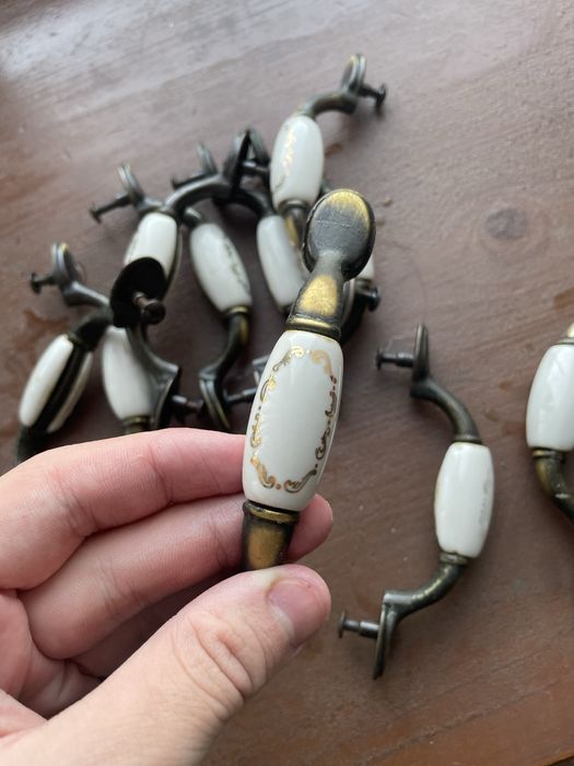 Продаю ручки от шкафа