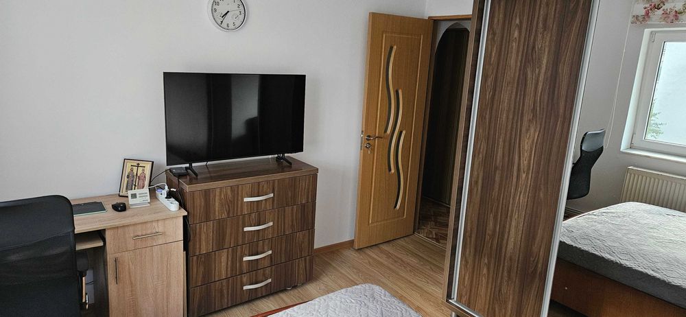 Vând Apartament 2 camere modern, decomandat | Proprietar | Etaj 1 | Topoloveni