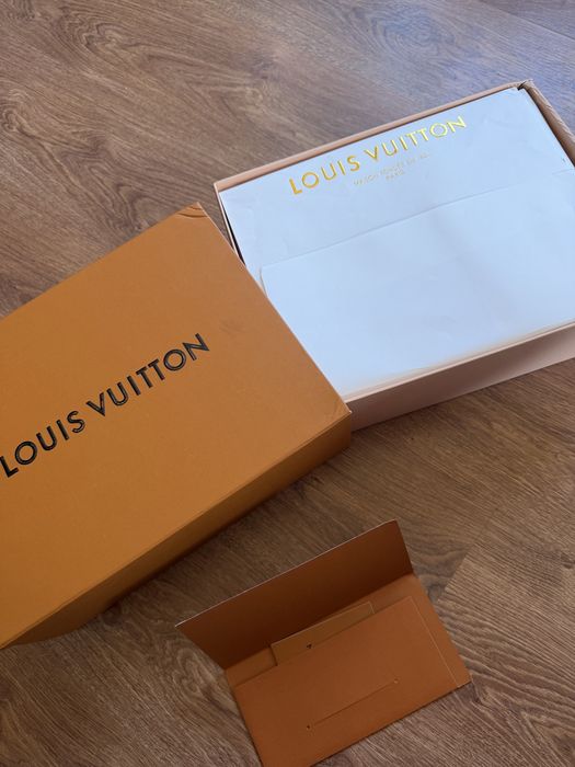 Adidasi LV  trainers model 2026