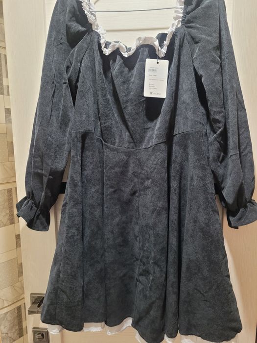 Платье вельвет 52р