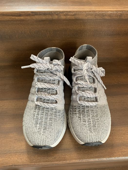 Adidasi tip soseta Under Armour