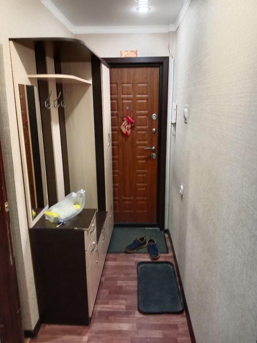 Сдам двушку на 7 мкр