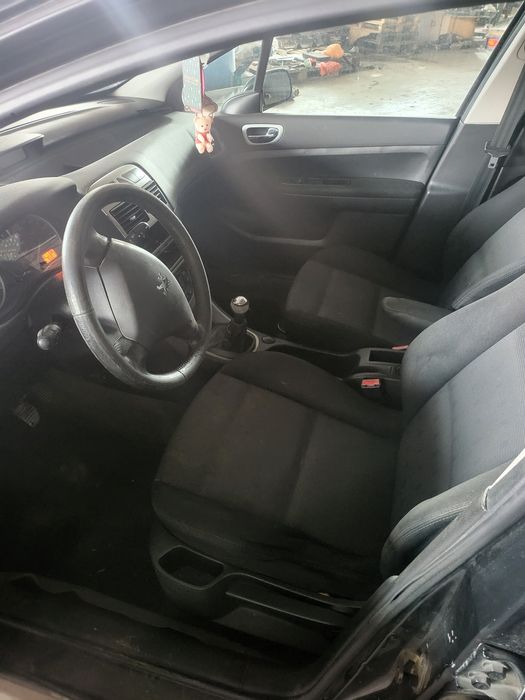 Пежо 307 2.0 HDI НА ЧАСТИ