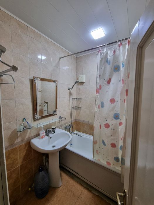 Срочно Сдаётся квартира паркентский 2-комната евро ремонт укомплектова