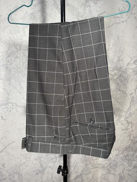 Продам костюм тройка, турецкий