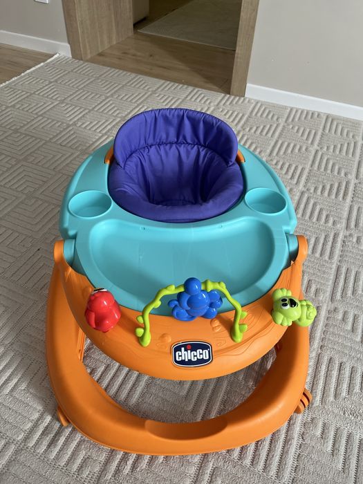 Продам Ходунки «Chicco»