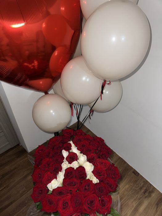 Свежие цветы буквой А