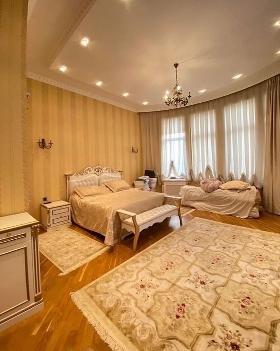 Сдаётся МИРАБАД шикарная квартира 4х комнатная