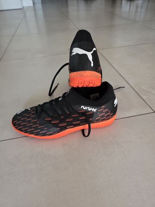 Vand adidași de fotbal Puma