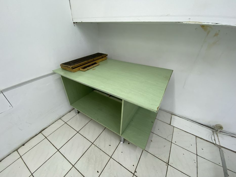 Швейный стол, Ресепшн