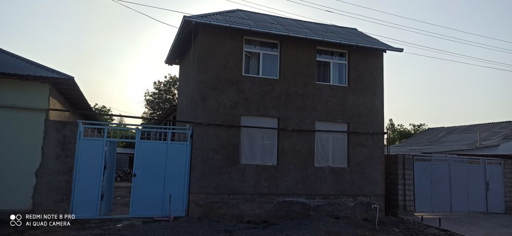 Урта Чирчик тумани КимПенХва МФЙ Янги кучаси 16 уй, газ ток атапления