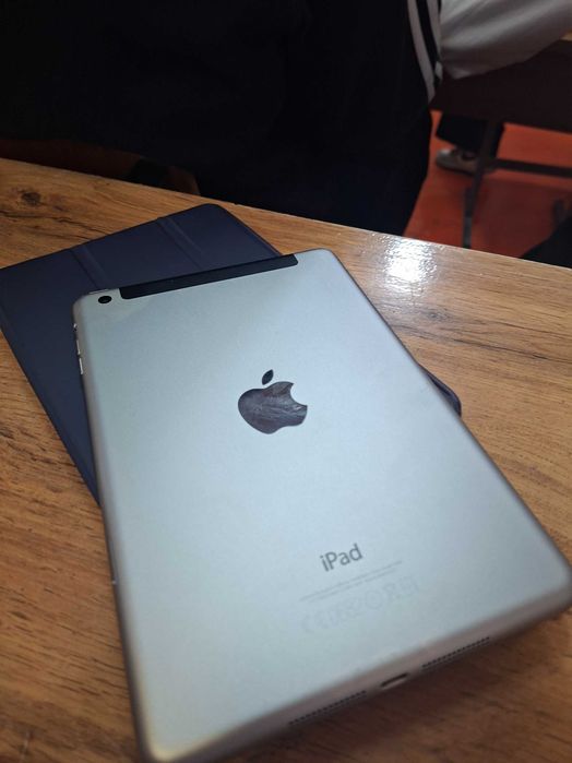 Ipad mini 3 space silver