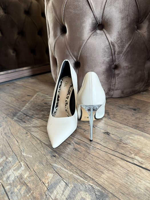 Zara Дамски Обувки на висок ток