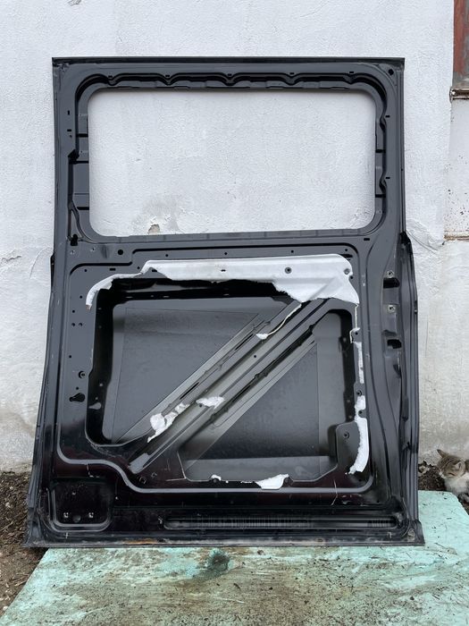 Странична дясна плъзгаща се врата за Mercedes Vito W447  2017г