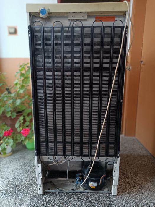 Продавам Фризер Miele с 6 чекмеджета