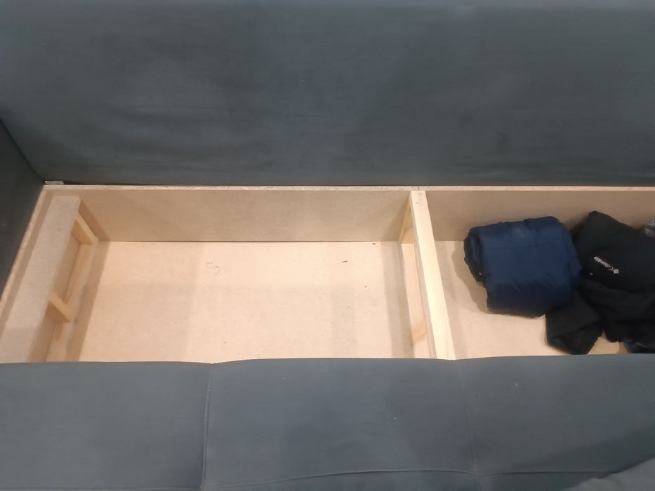 Диван в хорошем состоянии