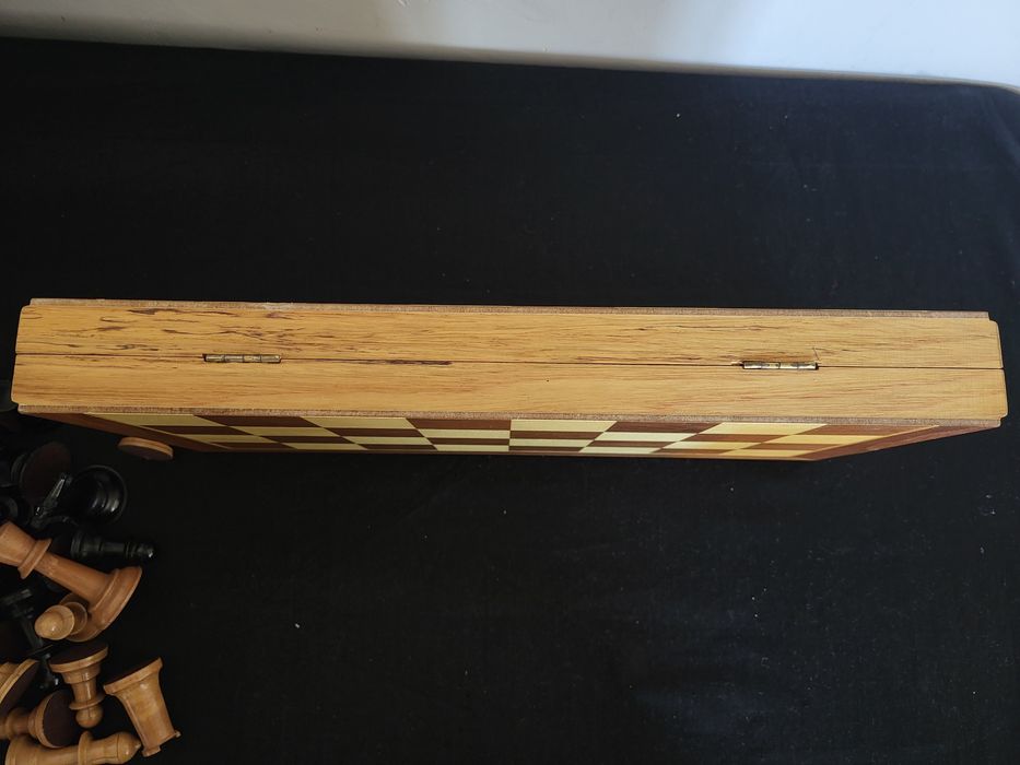 #2 Стар дървен шах