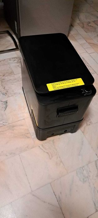 Frigider / congelator auto VORTEX VO1304, compresor, 38L